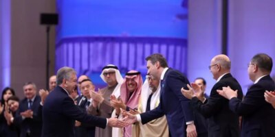 Bakan Bayraktar, Özbekistan Cumhurbaşkanı Mirziyoyev tarafından kabul edildi