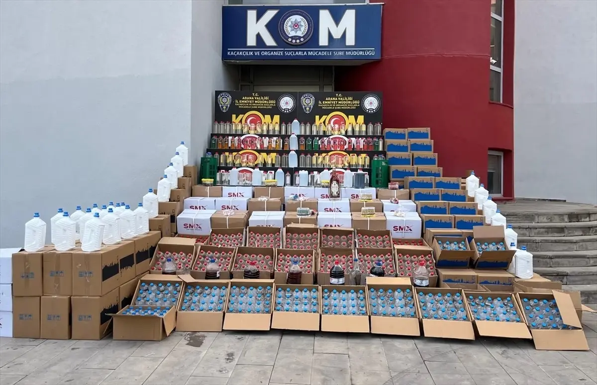 Adana’da uydurma içki operasyonunda 17 kuşkulu yakalandı Adana’da uydurma içki operasyonunda 17 kuşkulu yakalandı