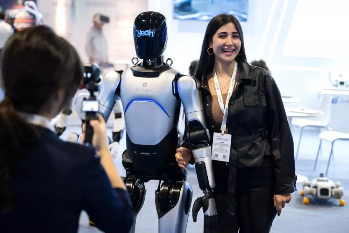 Albüm: 2025 Global Yapay Zeka Makineleri ve Elektronik Fuarı, Çin’in Makao Bölgesinde Başladı