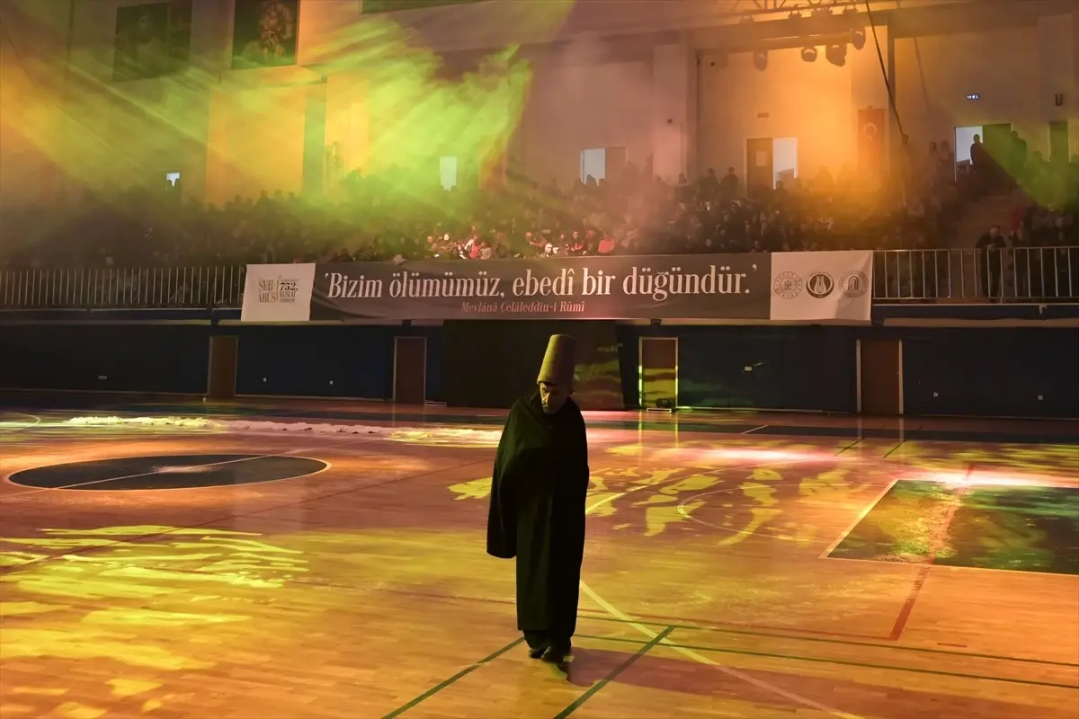 Ankara’da Mevlana Celaleddin-i Rumi’nin 752. Vuslat Yıl Dönümü münasebetiyle Şeb-i Arus merasimi yapıldı Ankara’da Mevlana Celaleddin-i Rumi’nin 752. Vuslat Yıl Dönümü münasebetiyle Şeb-i Arus merasimi yapıldı