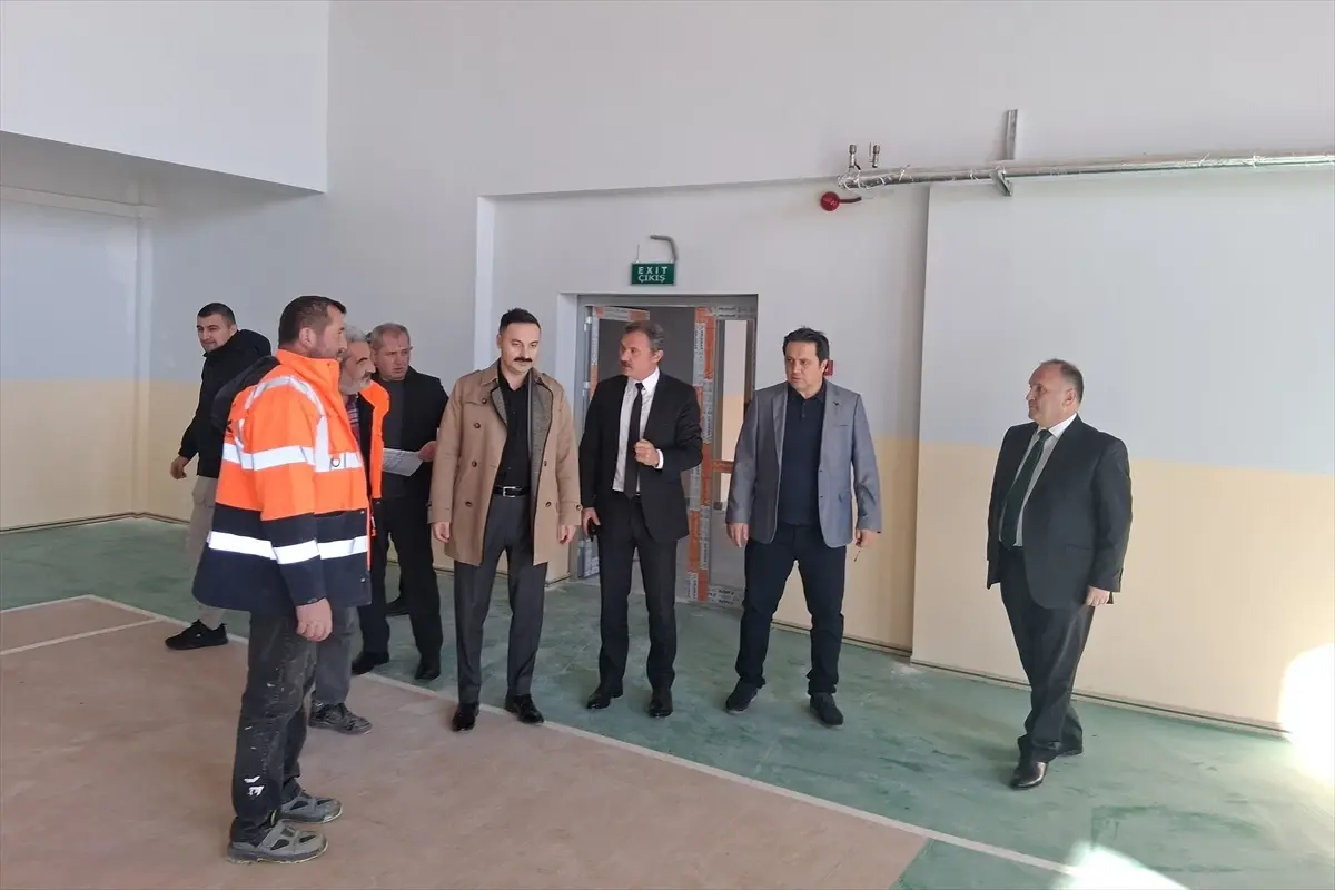 Havza Kaymakamı Ayvat zelzele güçlendirmesi yapılan eğitim kurumlarını inceledi Havza Kaymakamı Ayvat zelzele güçlendirmesi yapılan eğitim kurumlarını inceledi