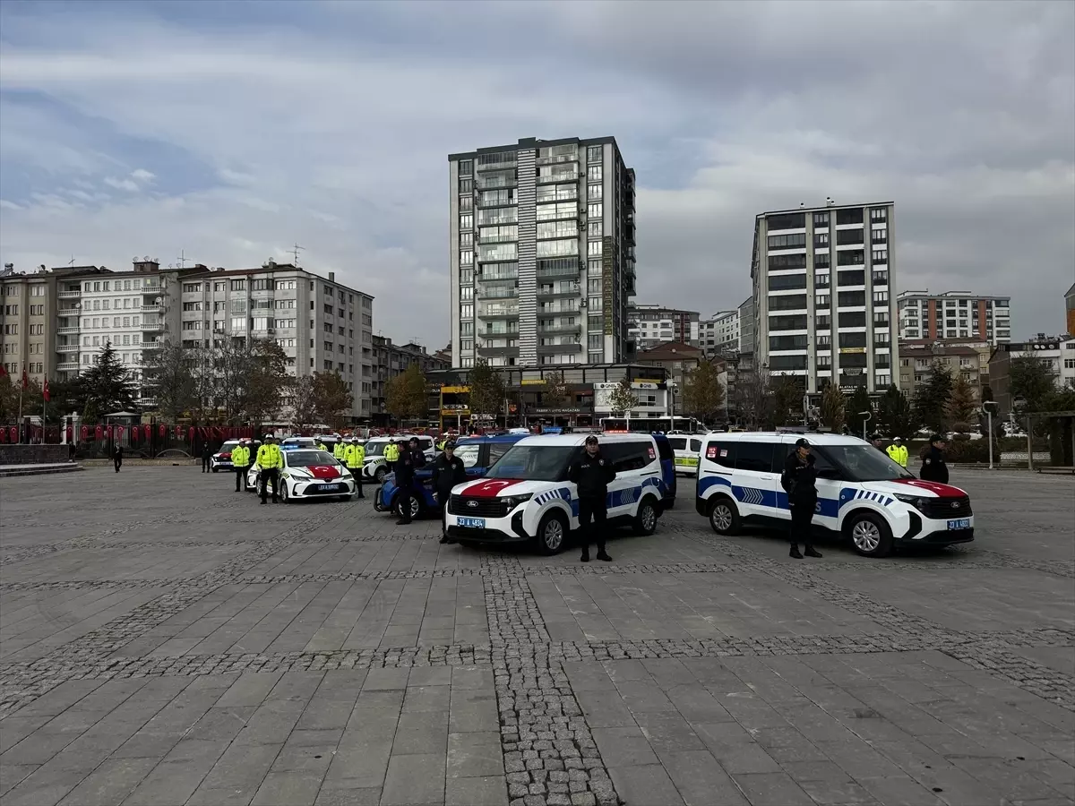 Elazığ’da emniyet ve jandarma araç filosu 84 yeni araçla güçlendirildi